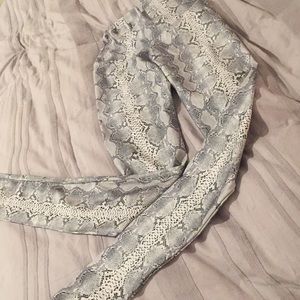 Emily Hsu Medium white snake print legging